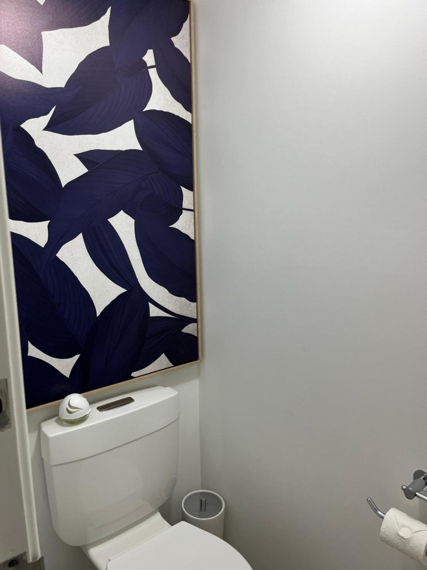 Mounts Bay 2 Bedroom - Near Kings Park - Free Parking Apartment *